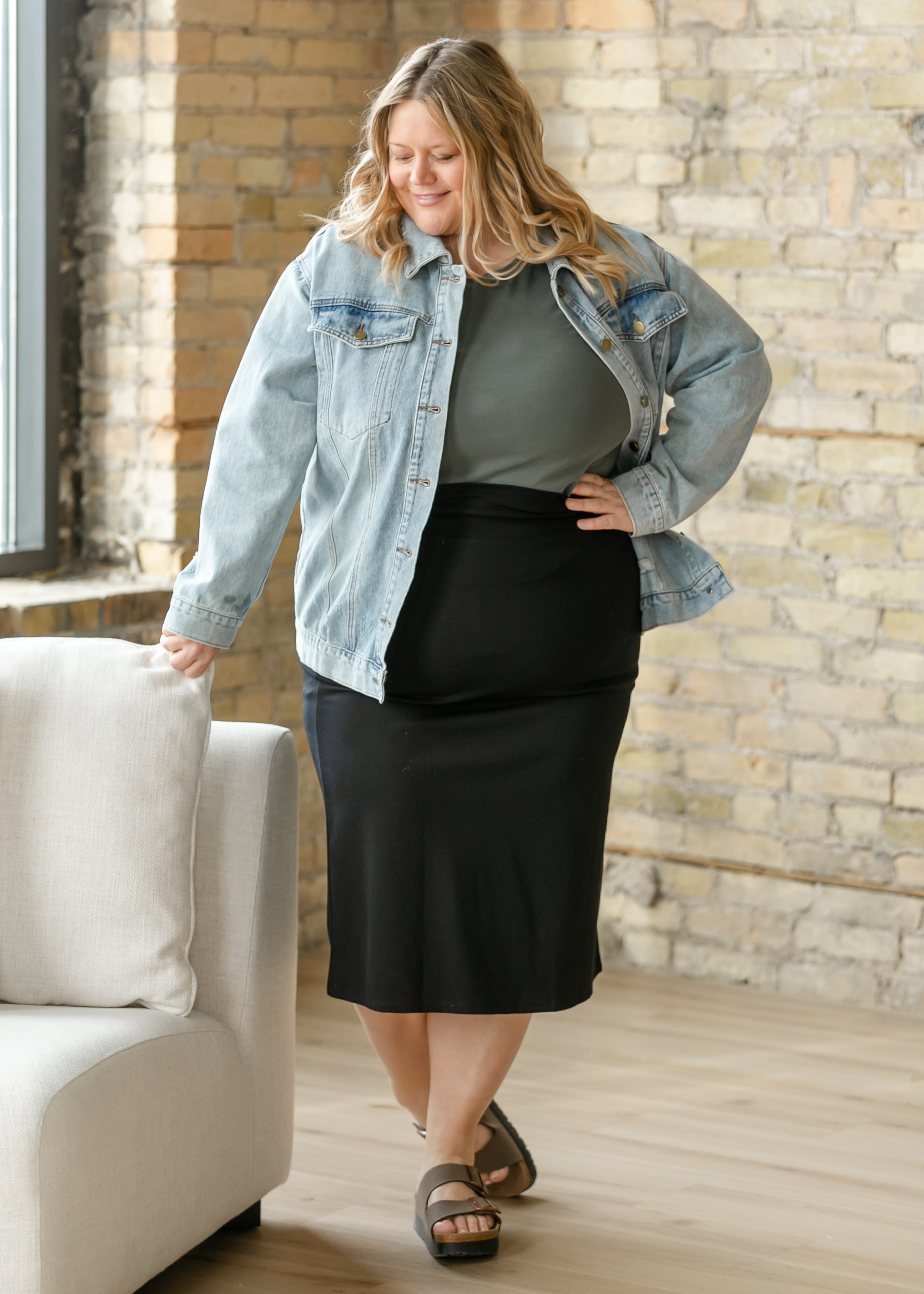 Quinn Black Knit Pencil Skirt
